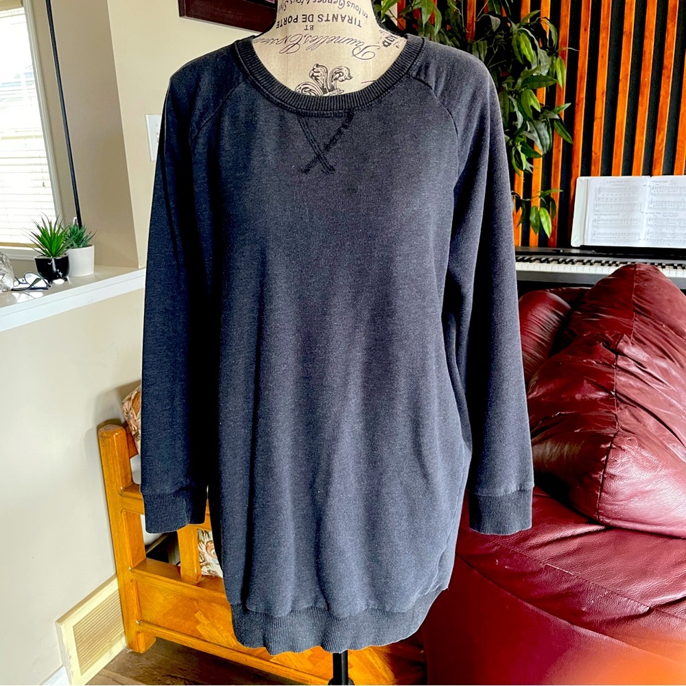 H&M Basic Black Tunic Sweater Tops Size S